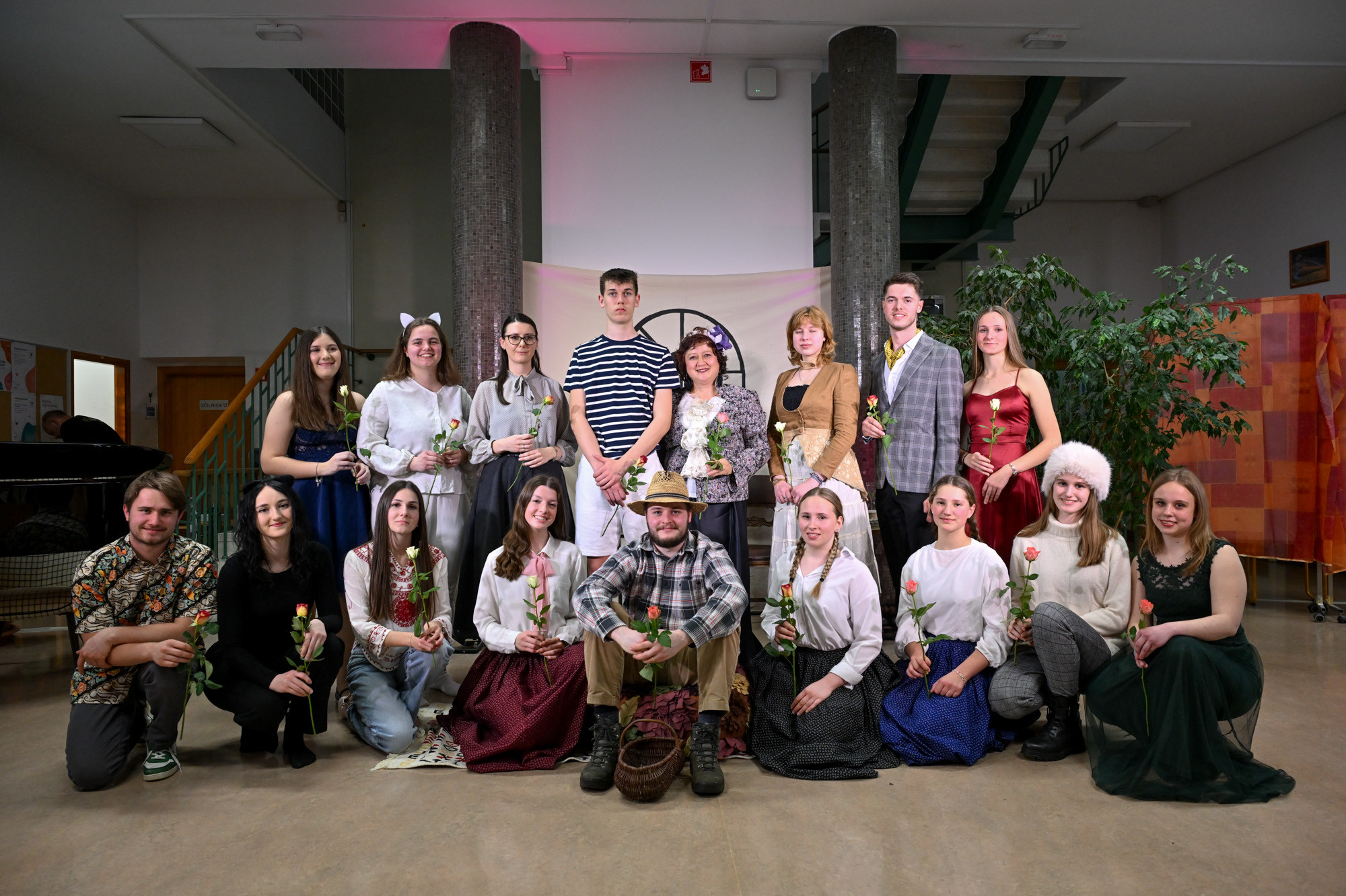 Nastop pevskega oddelka ob 50-letnici šole