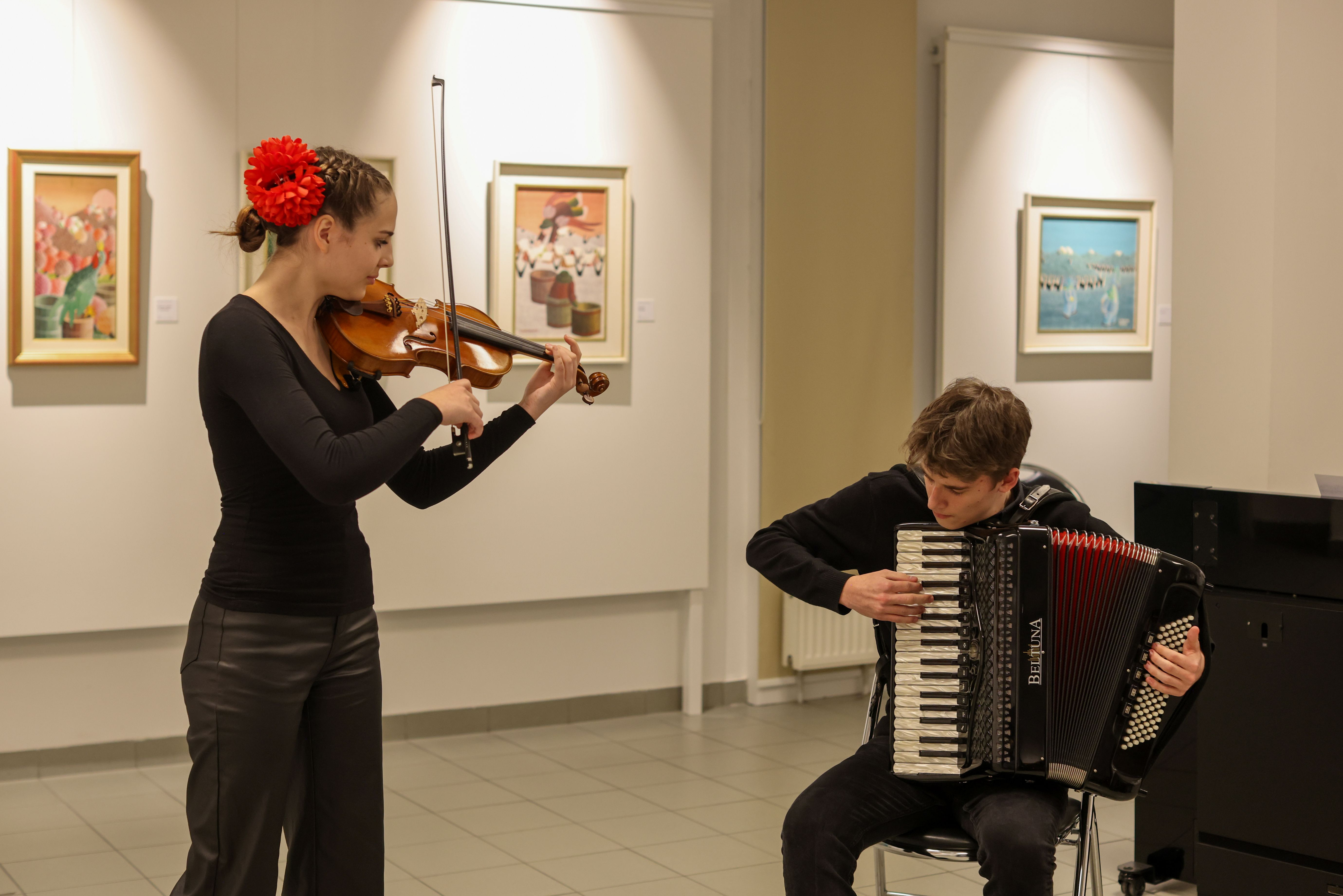 Odprtje razstave Samorastniki med nami