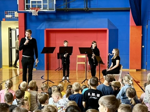 Predstavitev instrumentov na Podružnični šoli Dolenja Nemška vas