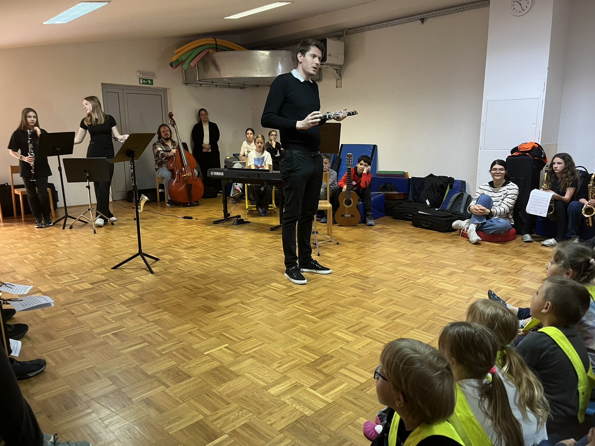 Predstavitve instrumentov na Osnovni šoli dr. Pavla Lunačka Šentrupert in Osnovni šoli Mirna