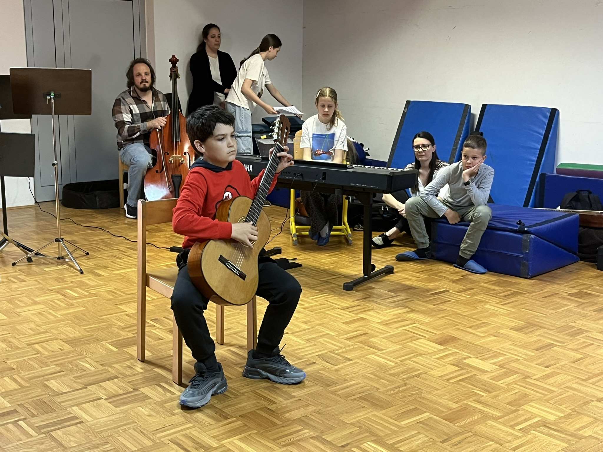 Predstavitve instrumentov na Osnovni šoli dr. Pavla Lunačka Šentrupert in Osnovni šoli Mirna