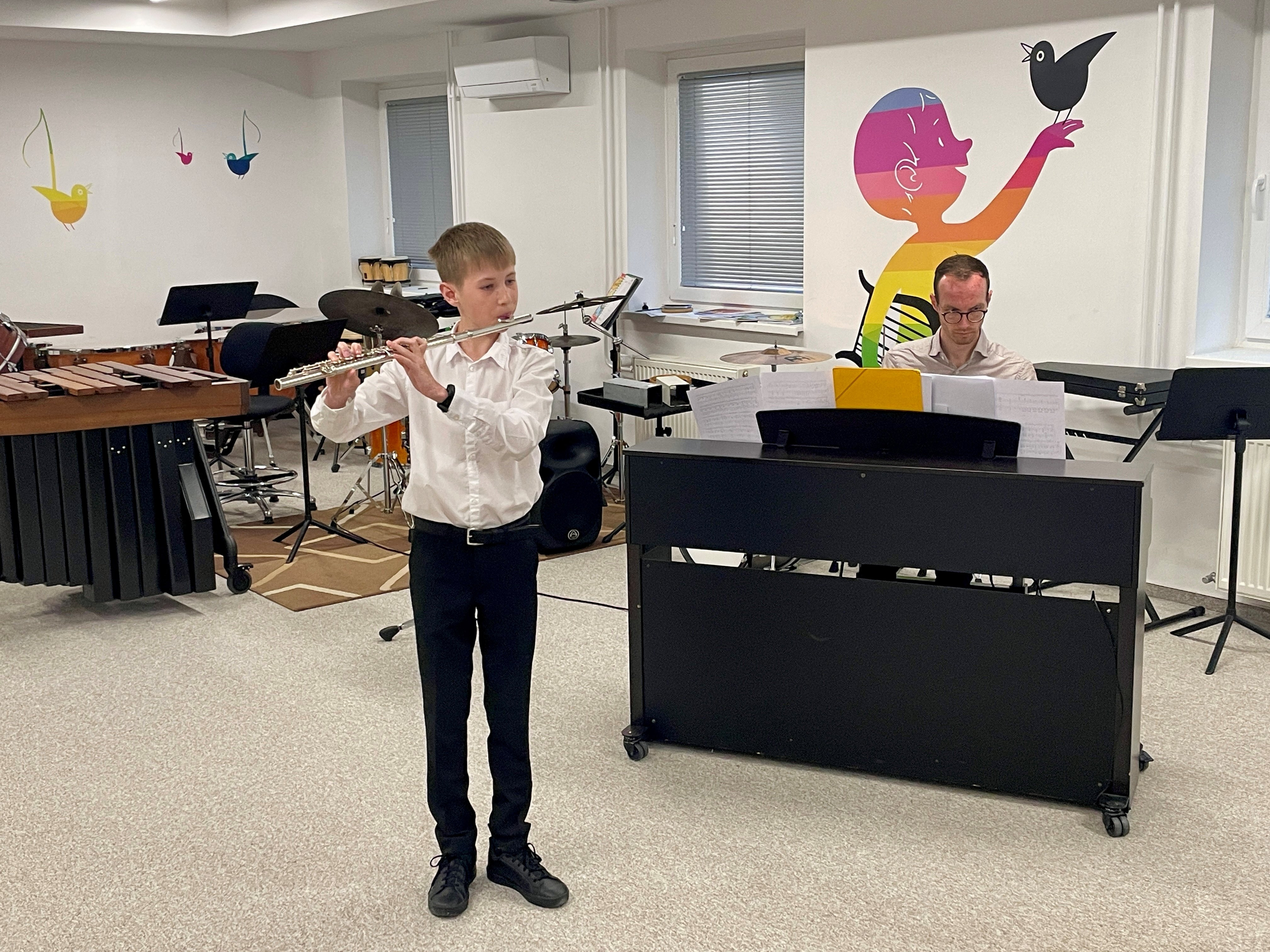 Predtekmovalni nastop udeležencev tekmovanja Bolero