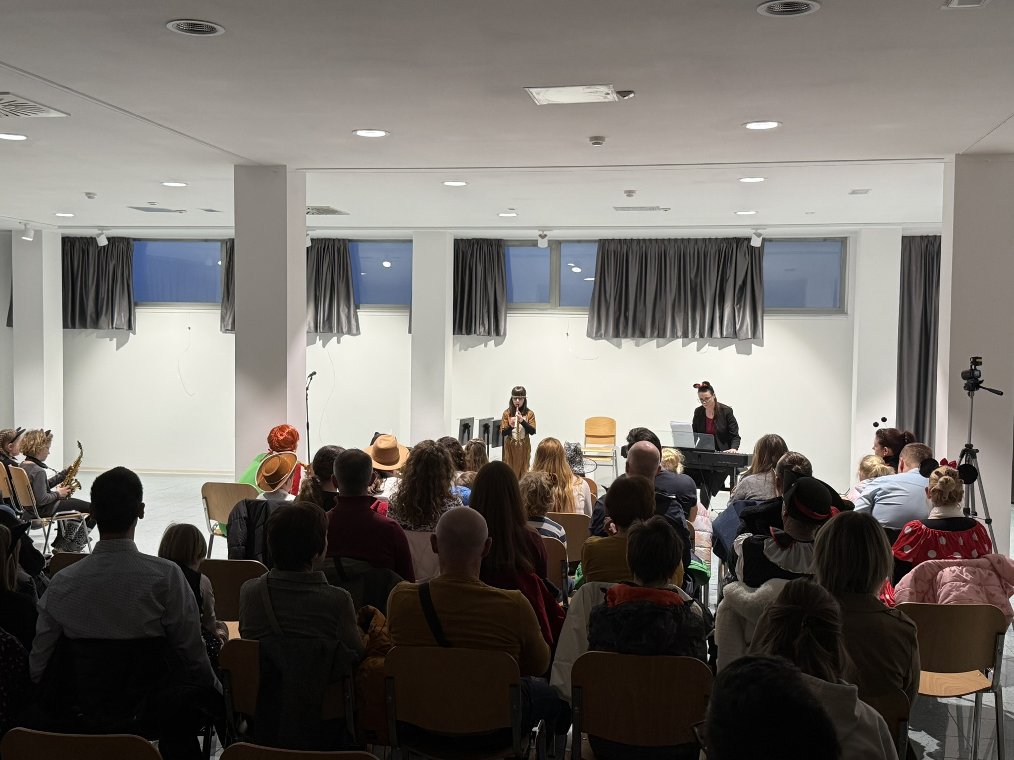 Pustni nastop, 1. del