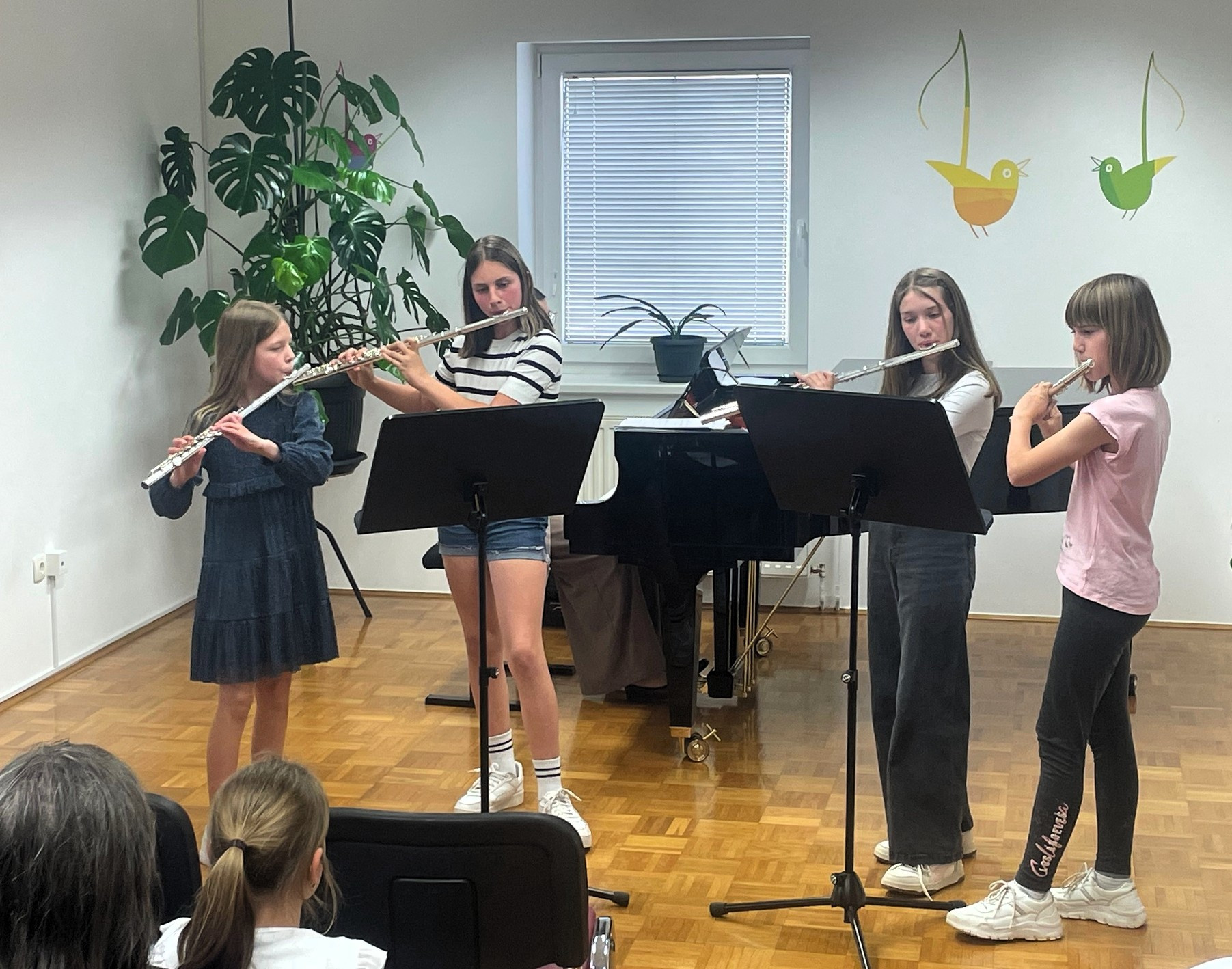 Razredni nastop učencev flavte in kljunaste flavte