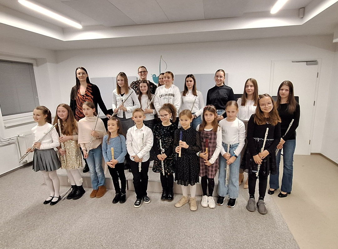 Razredni nastop učencev flavte in kljunaste flavte