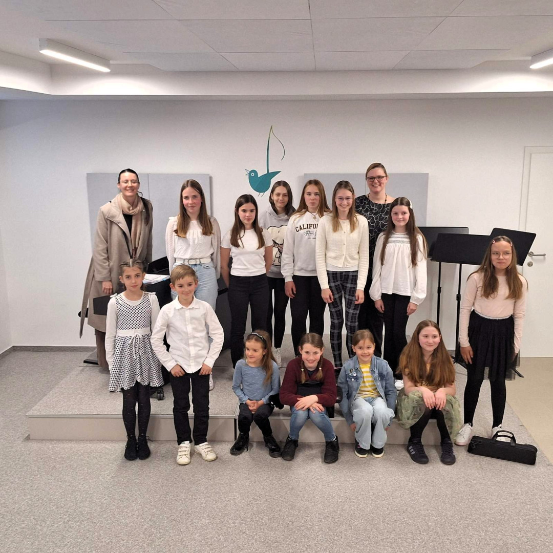 Razredni nastop učencev flavte in kljunaste flavte