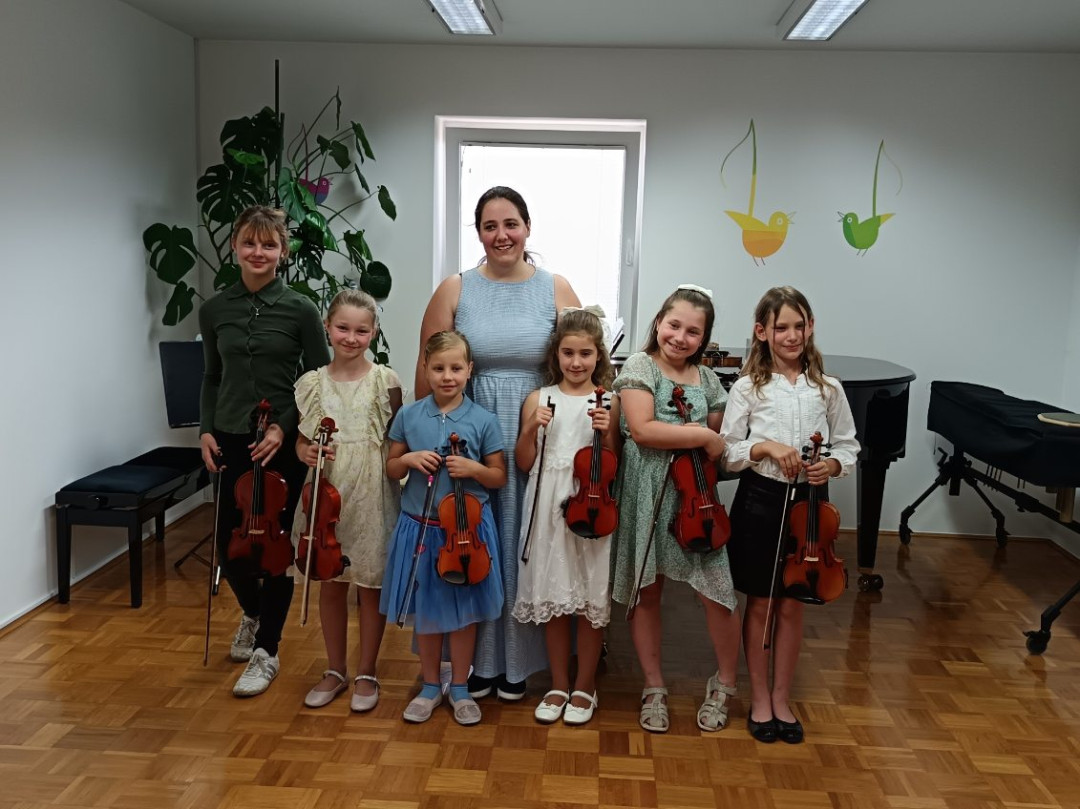Razredni nastop učencev violine in viole