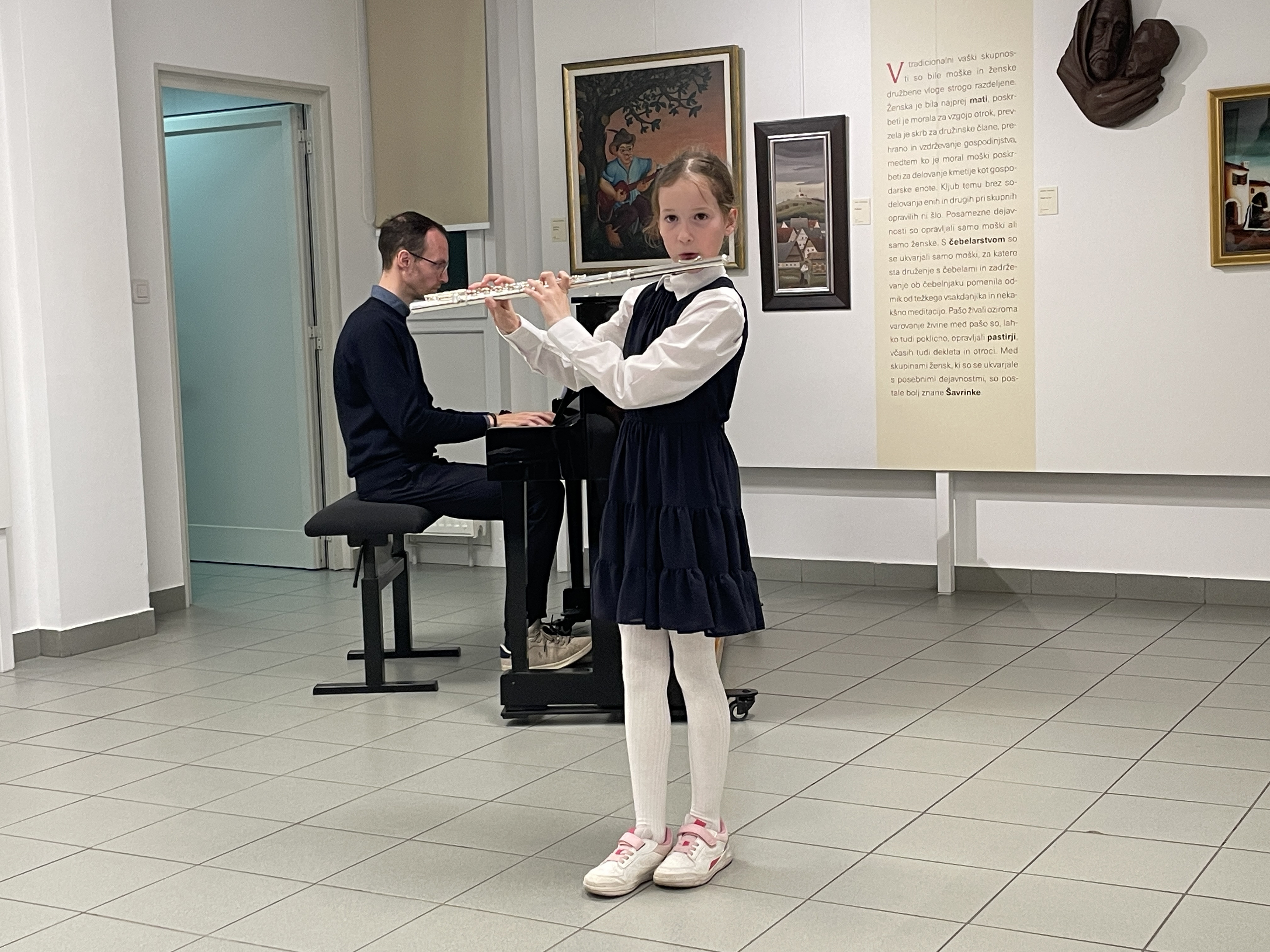 Tretji koncert iz cikla Mladi glasbeniki nastopajo v galeriji