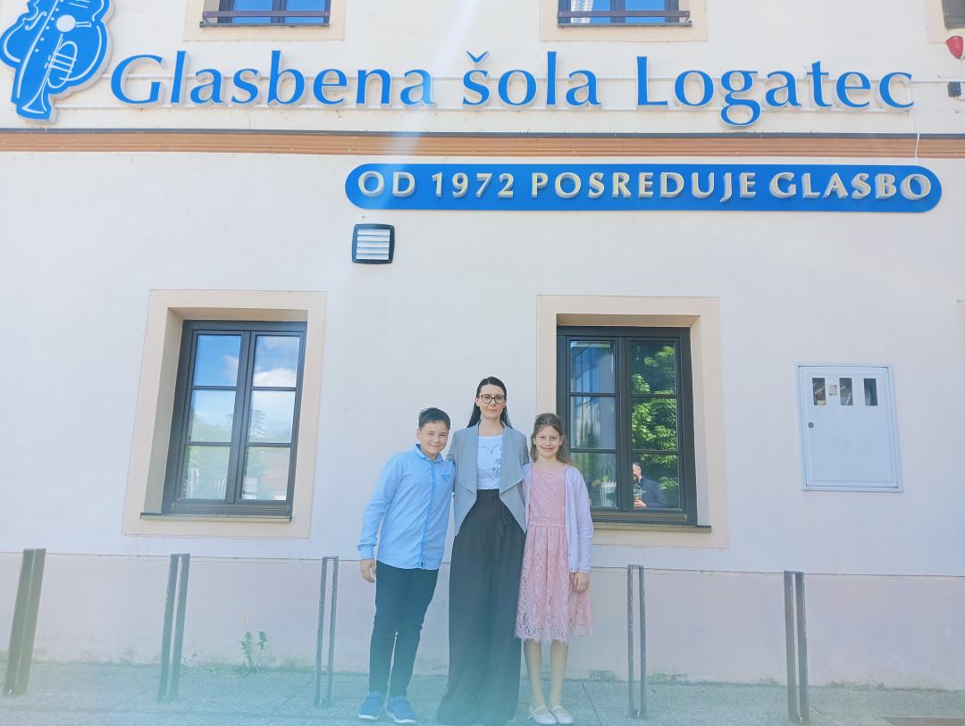 Uspeh naših učencev klavirja na 2. klavirskem tekmovanju na Glasbeni šoli Logatec