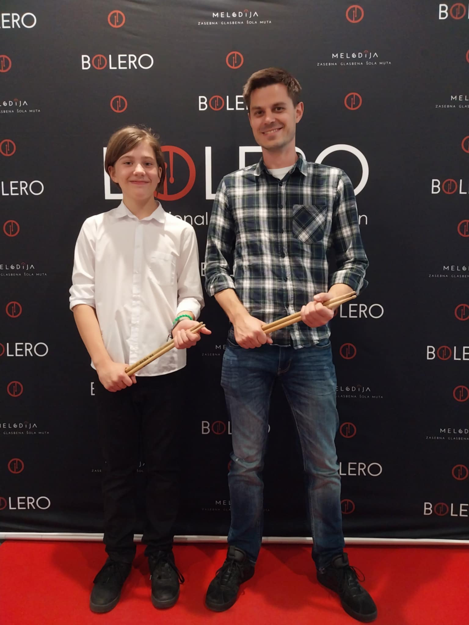 Zlata plaketa s pohvalo in 2. nagrada na mednarodnem tekmovanju BOLERO