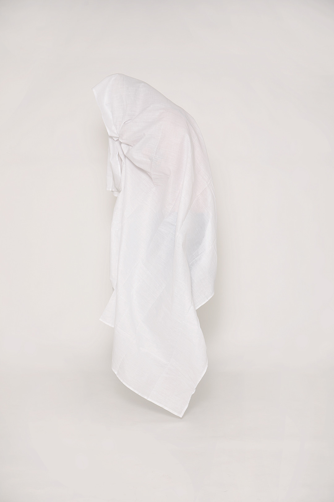 Ana Šuligoj ǀ NEDOLOČLJIVI