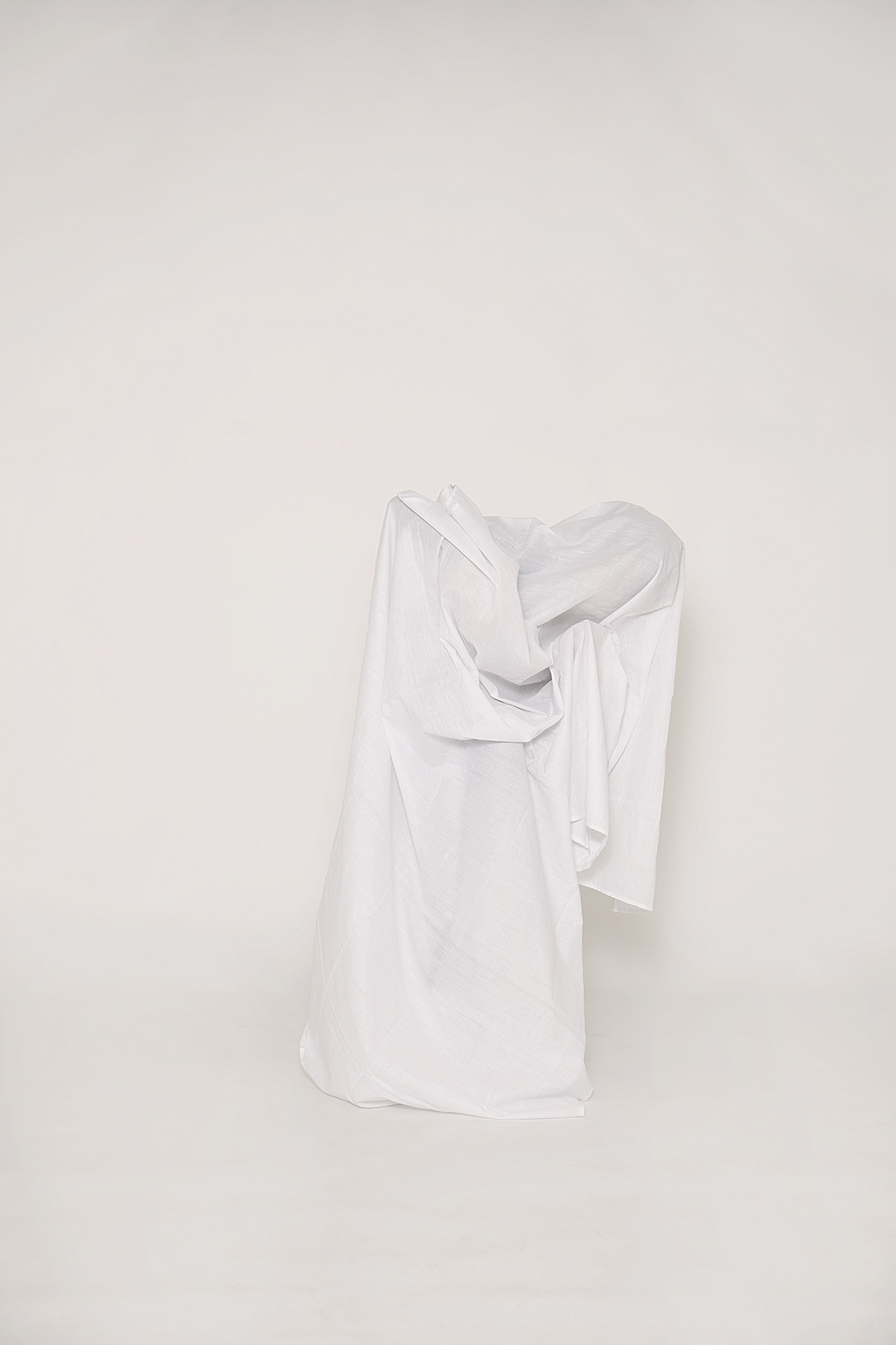 Ana Šuligoj ǀ NEDOLOČLJIVI