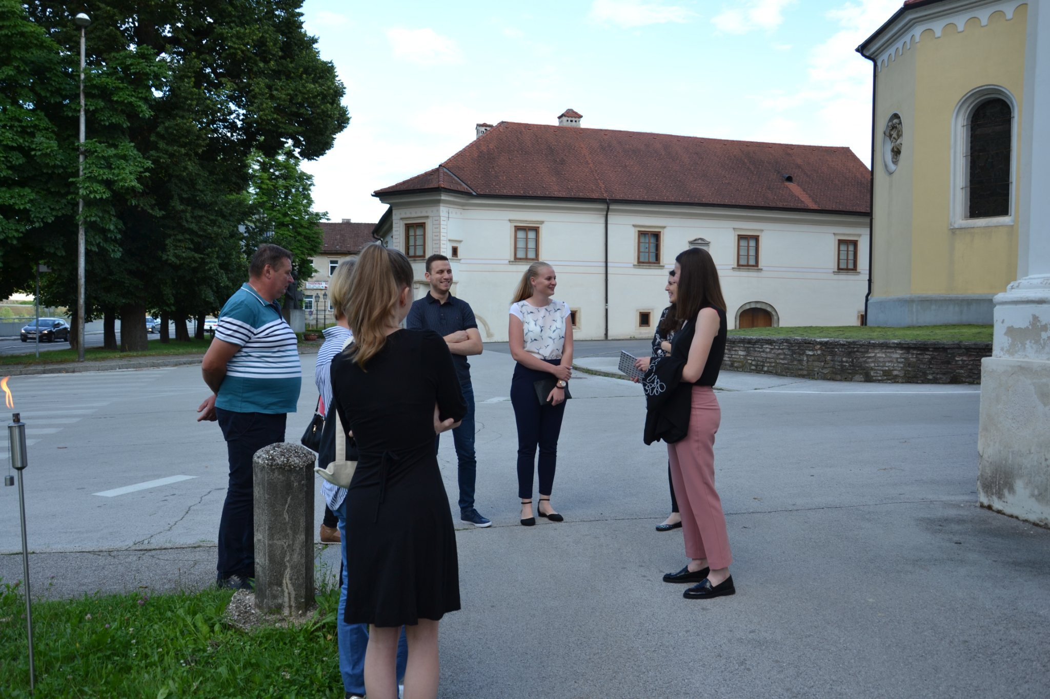 Jasmina Nedanovski | MI PA GLEDAMO ...