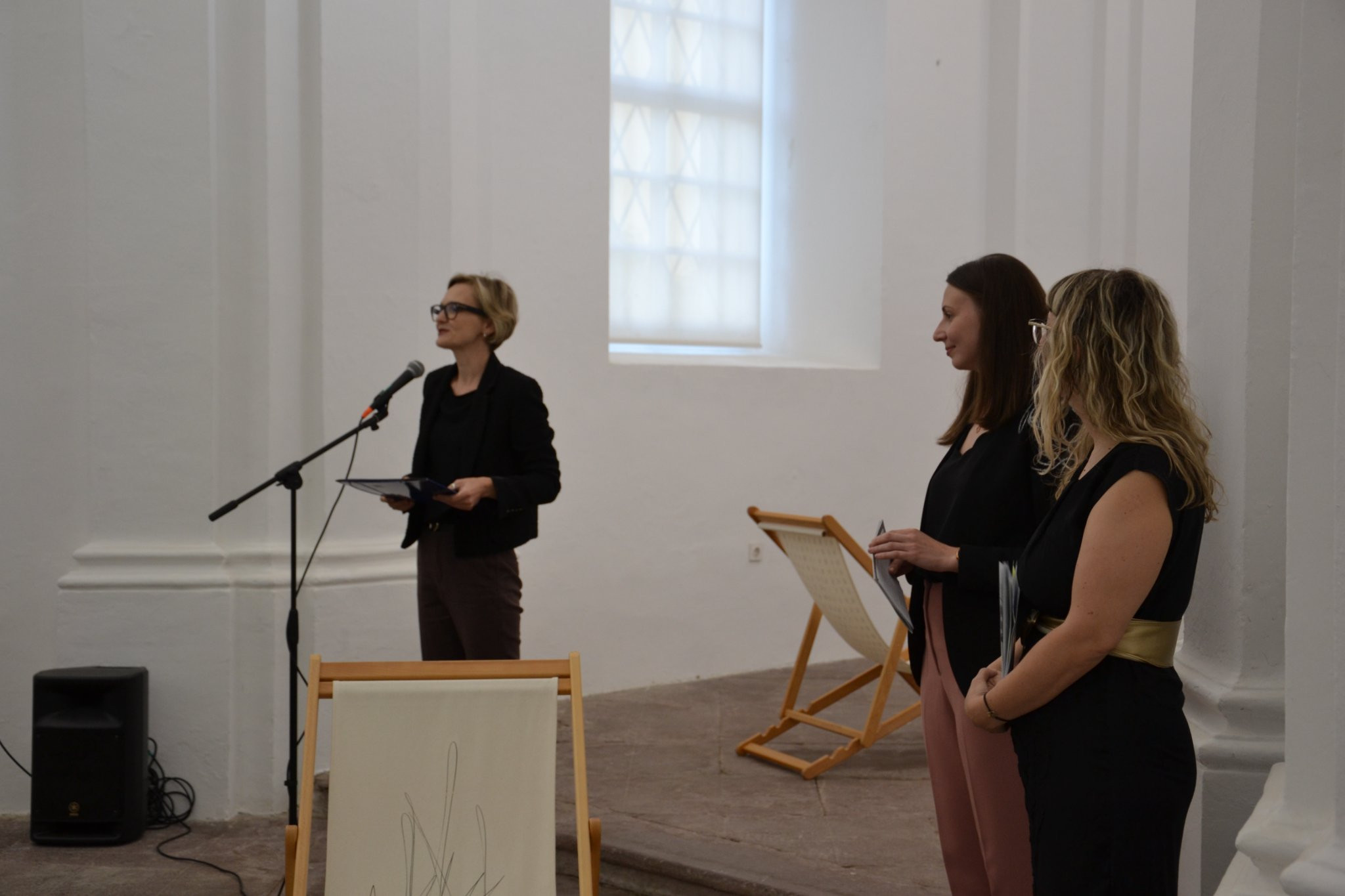 Jasmina Nedanovski | MI PA GLEDAMO ...