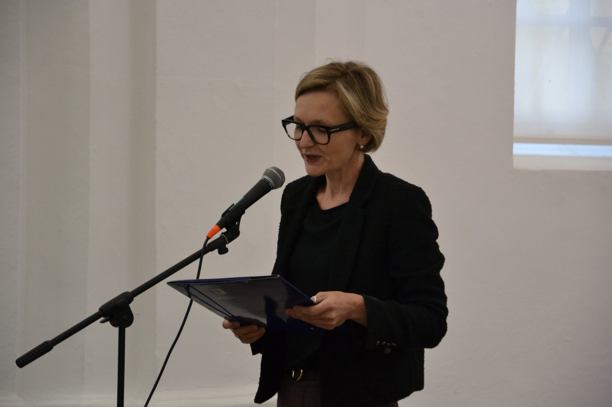 Jasmina Nedanovski | MI PA GLEDAMO ...