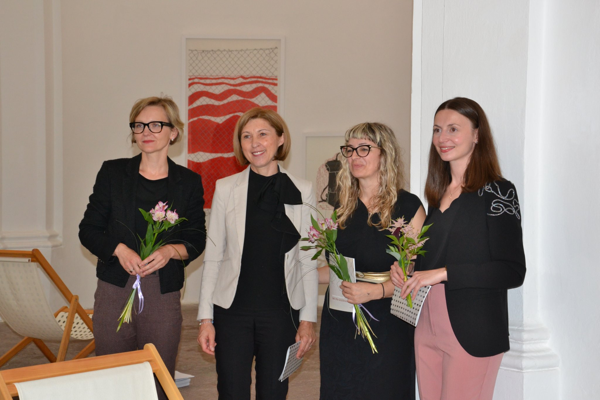 Jasmina Nedanovski | MI PA GLEDAMO ...