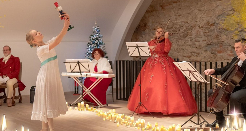 Hrestač ob soju sveč