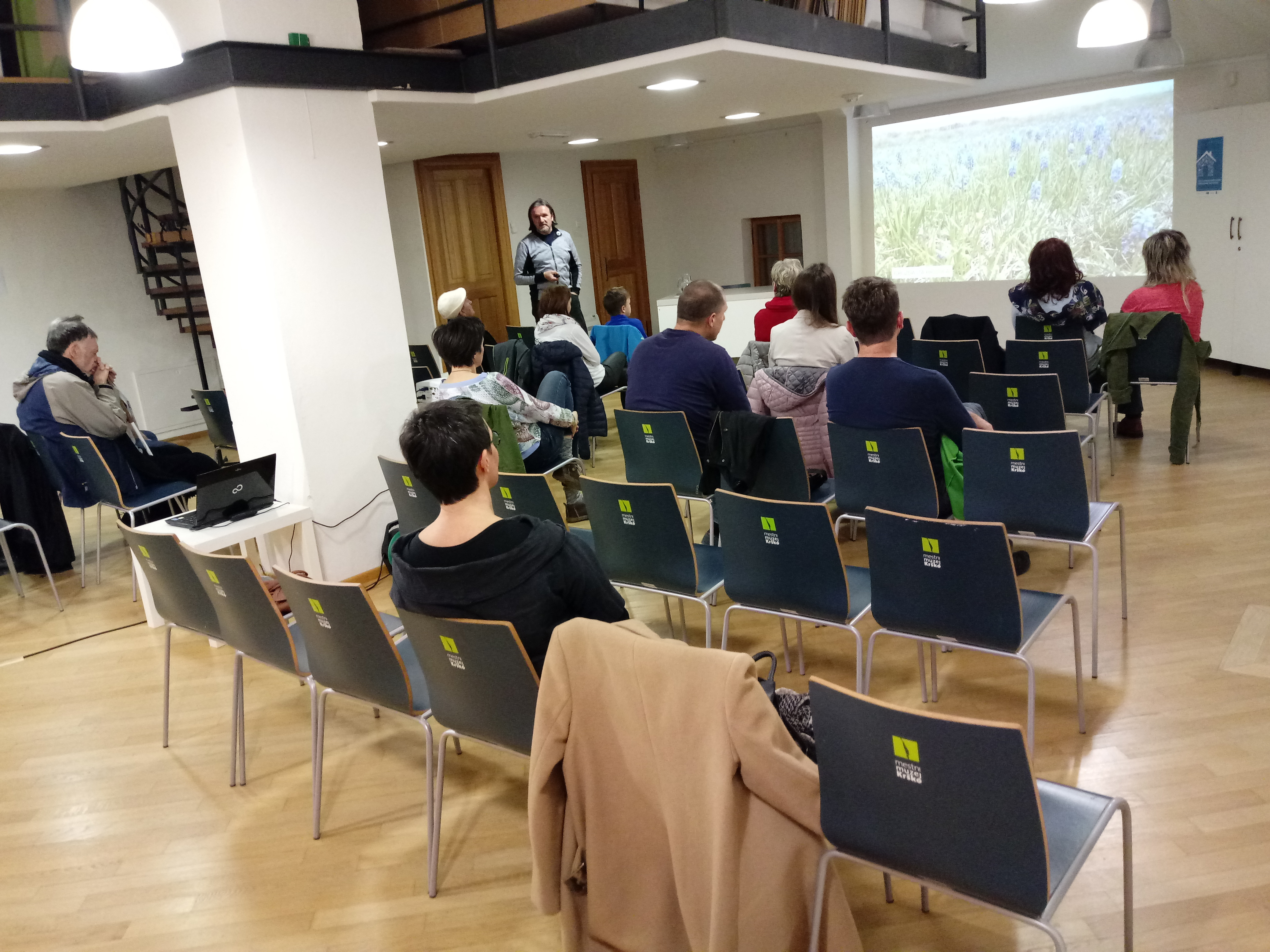 Človek in narava – sobivanje ali tekmovanje, strokovno predavanje