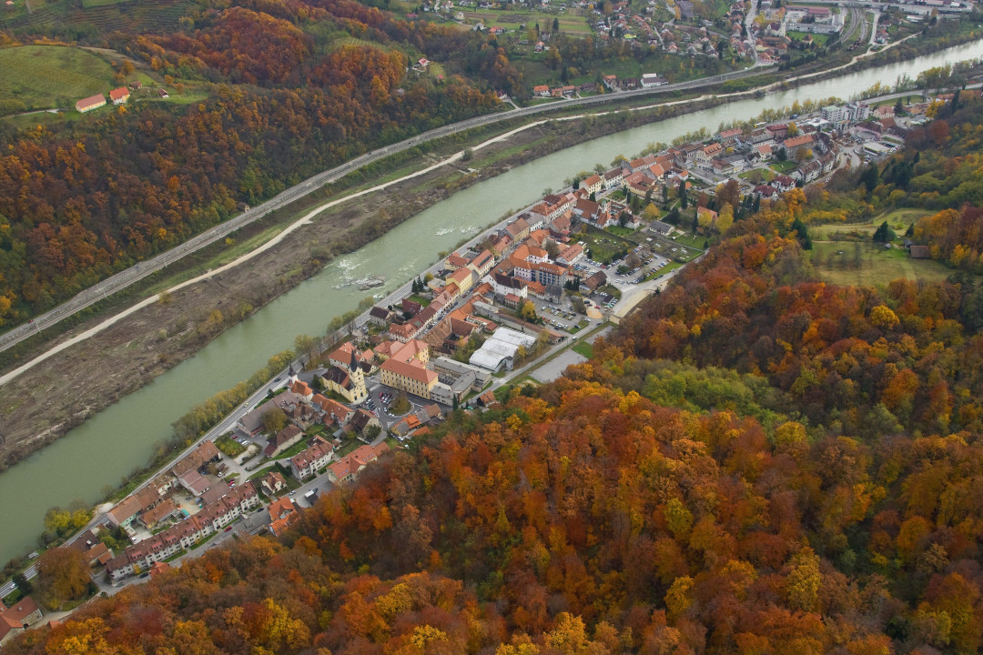 Krško: zidovi naše preteklosti, temelji naše prihodnosti?