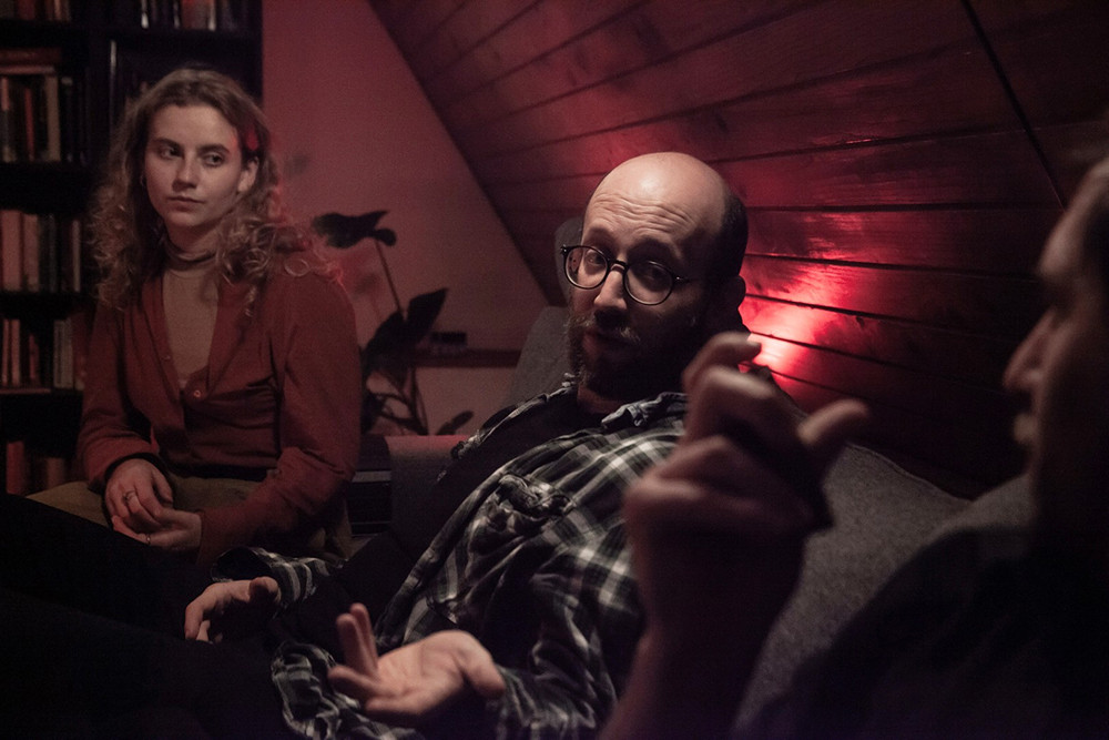 Letni kino: Zemljo krast