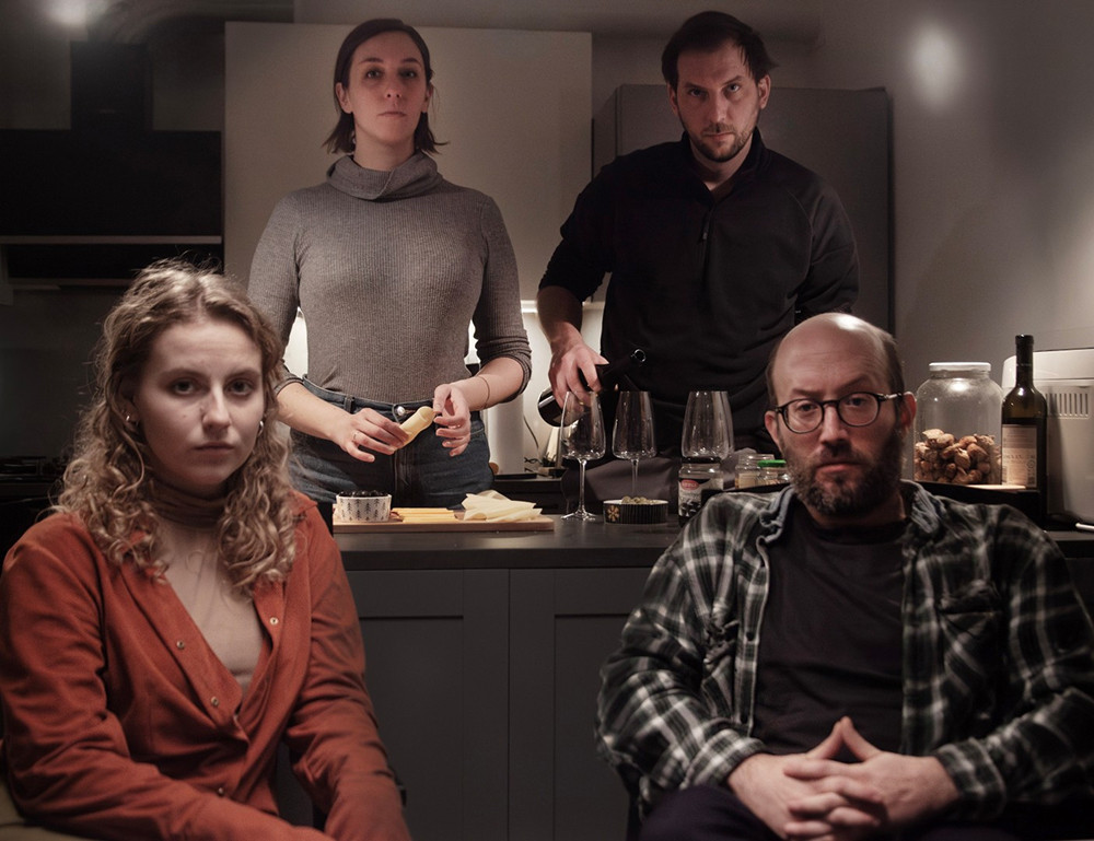 Letni kino: Zemljo krast