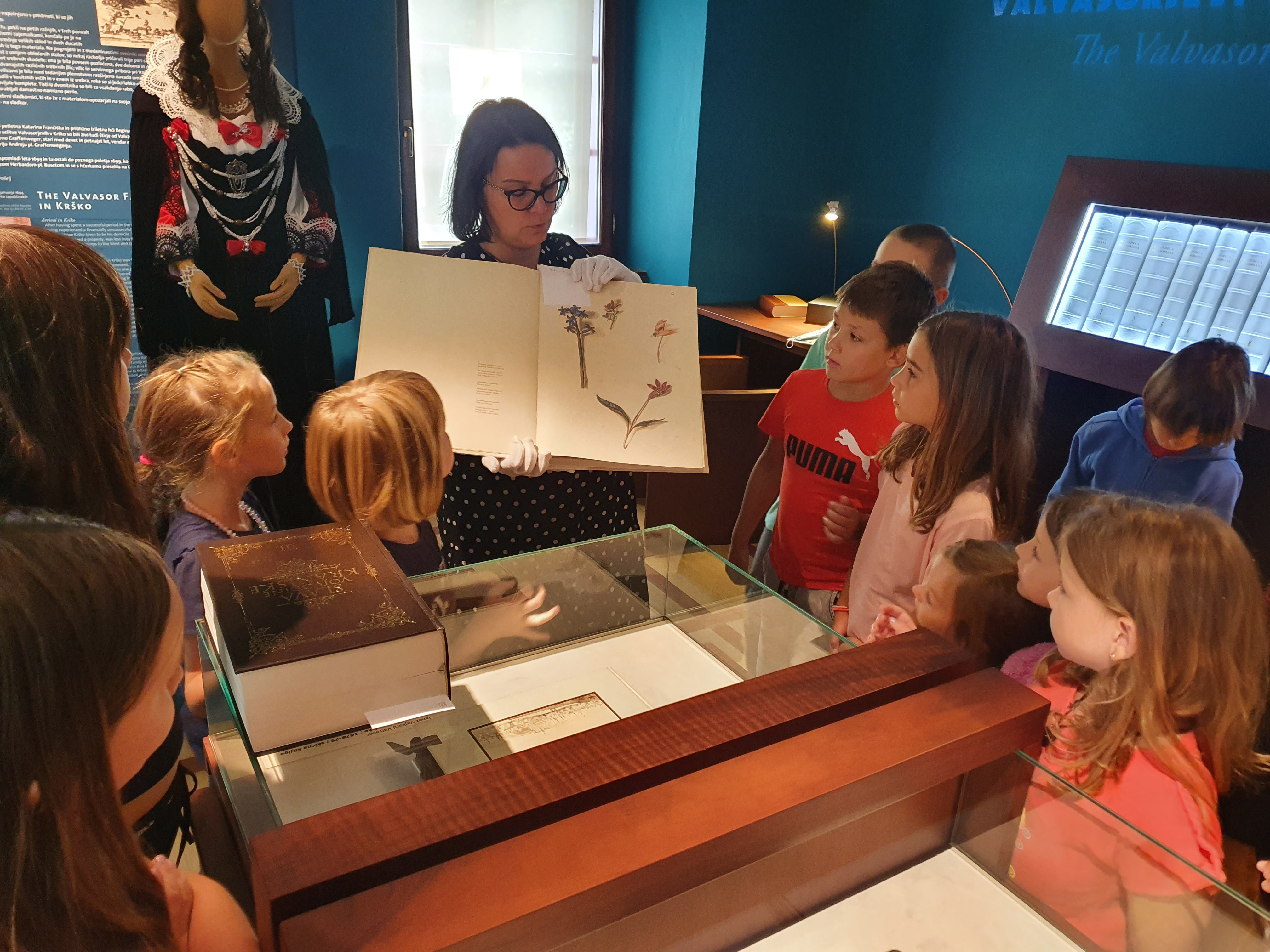 Muzejski pedagog – vez med muzejem in njegovimi obiskovalci