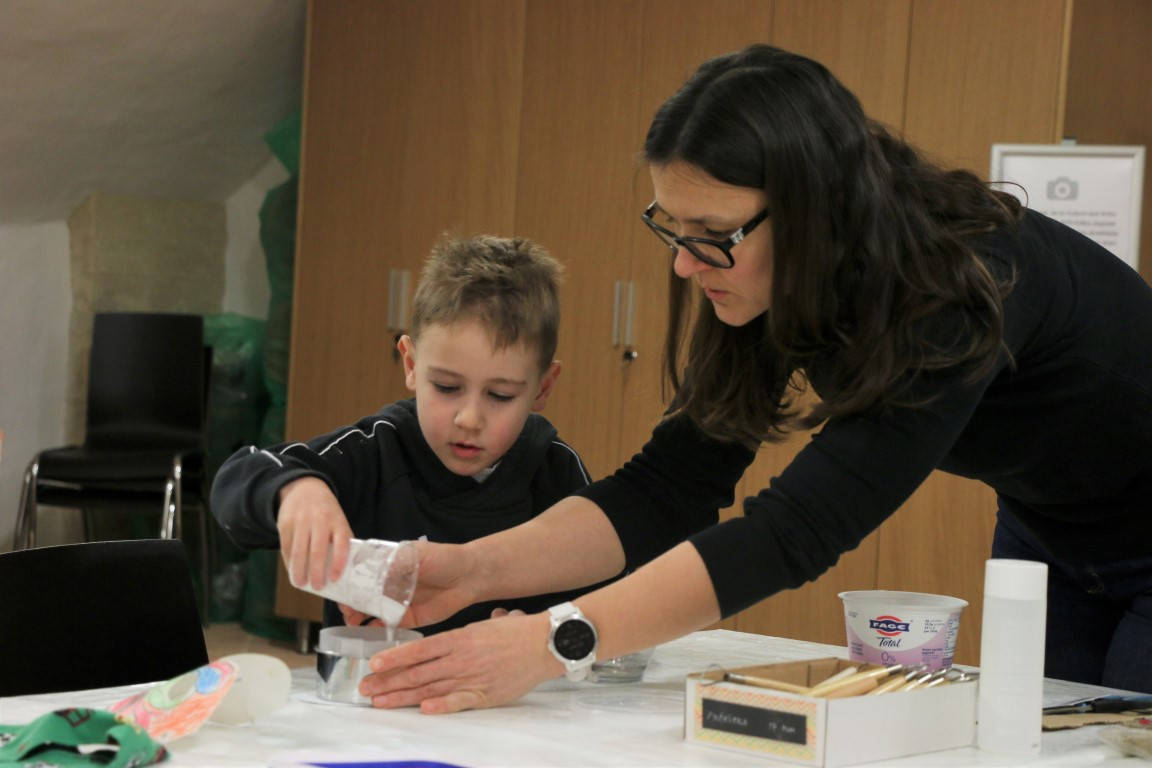 Muzejski pedagog – vez med muzejem in njegovimi obiskovalci
