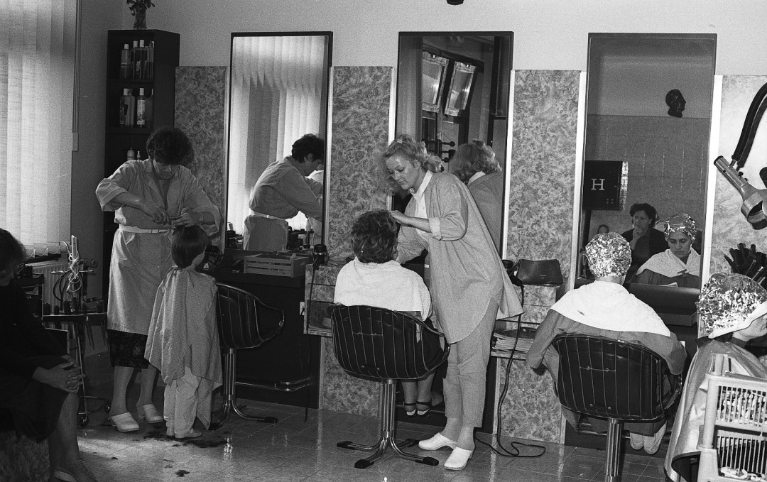 Počitniška muzejska doživetja: Te naročim k frizerju?