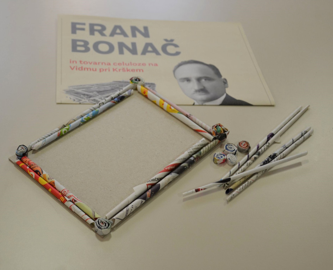 Ustvarjamo z odpadnim papirjem – Uokvirimo spomine