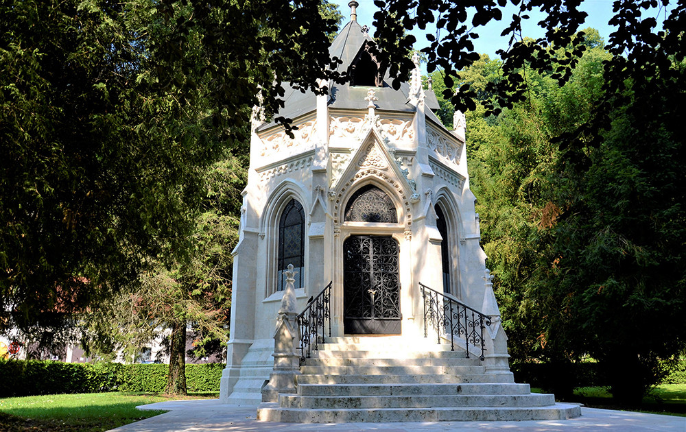 Vodenje po stalnih in občasnih razstavah