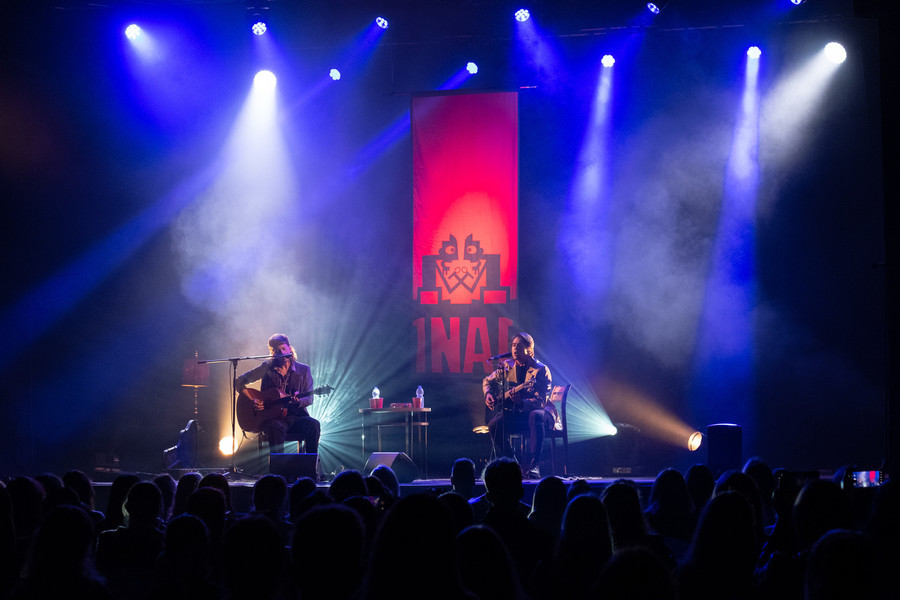 1 na 1: Štras in Bojan Cvjetićanin