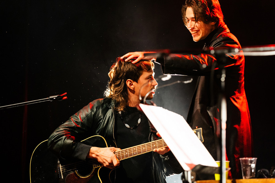 1 na 1: Štras in Bojan Cvjetićanin