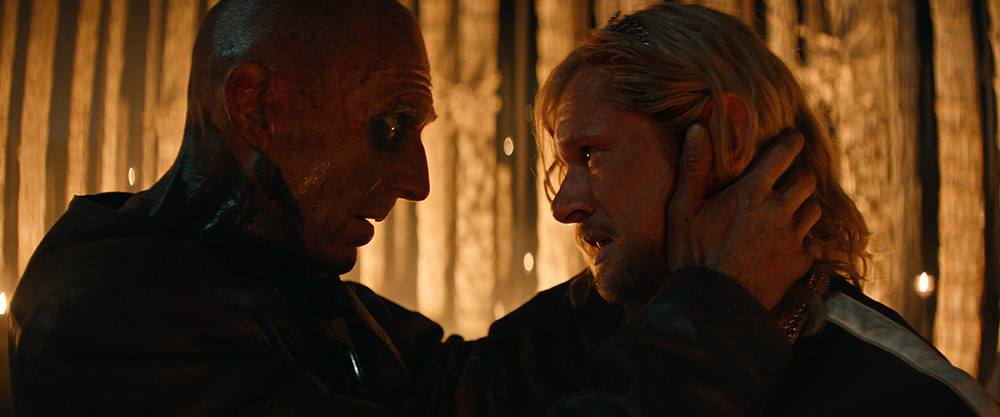 28 let pozneje: Kostni tempelj