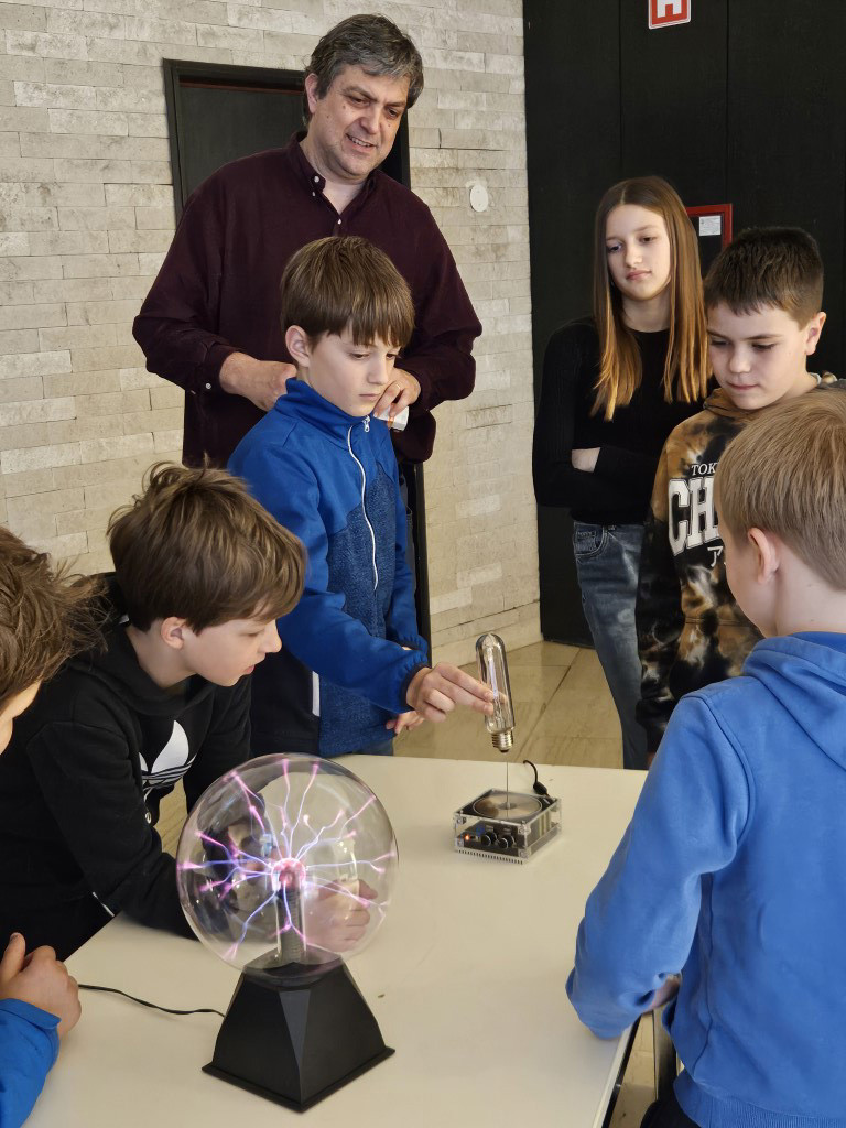 50 let temeljev za nuklearko