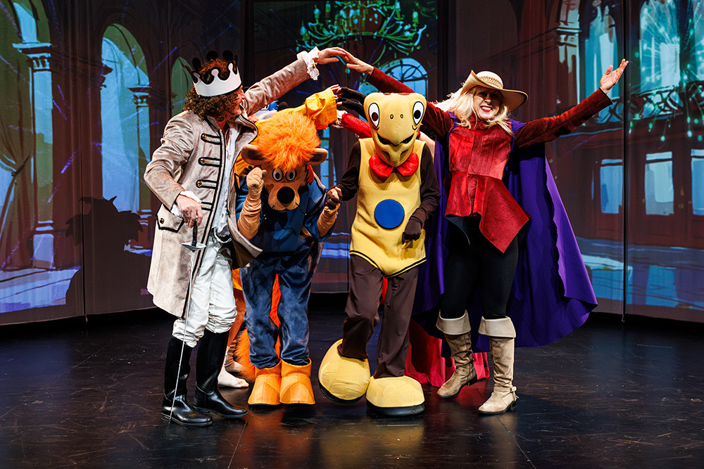 Dogodivščine Zvitorepca, Trdonje in Lakotnika: Trije mušketirji