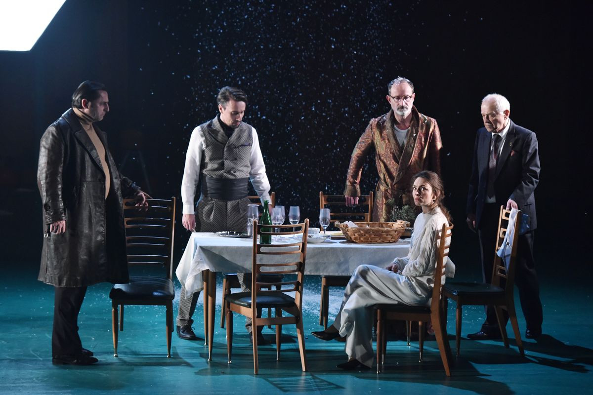 Dominik Smole: Antigona