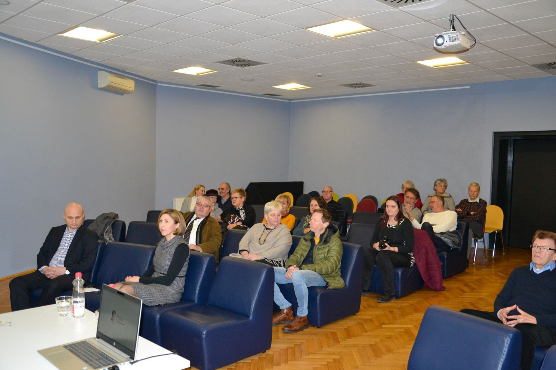 dr. Kozma Ahačič: Adam Bohorič med šolo, mentorstvom in slovnico