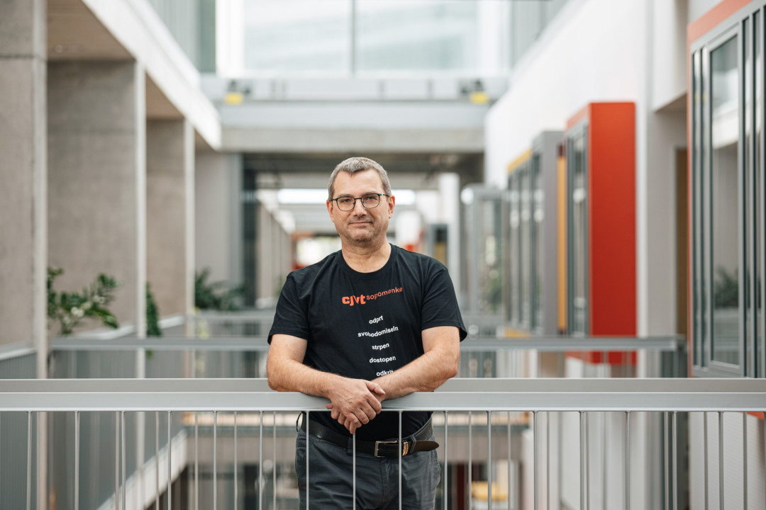 dr. Simon Krek: Umetna inteligenca in slovenščina: Razvoj modela GaMS