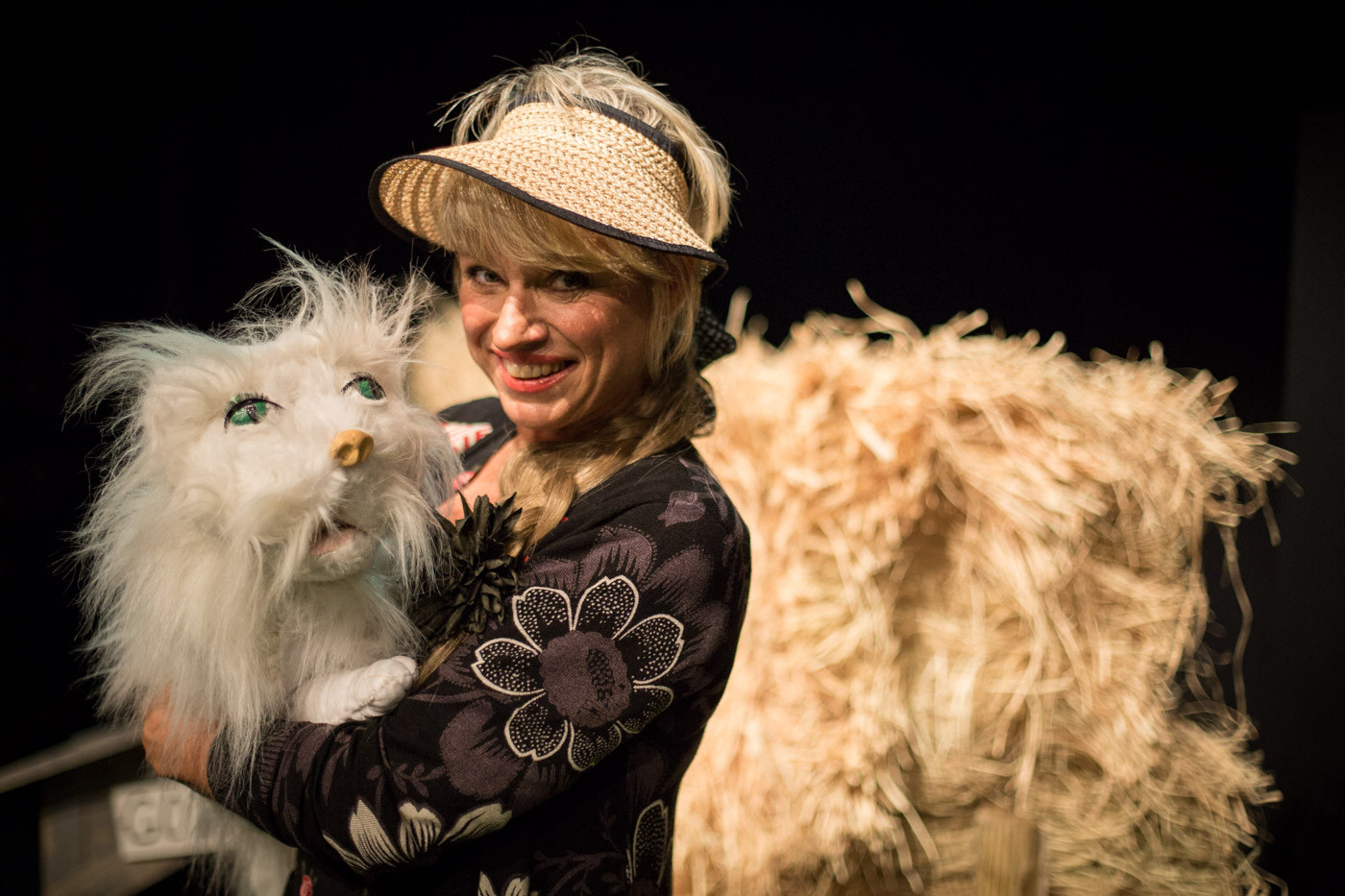 Feri Lainšček / Lojze Krajnčan: Na dvorišču