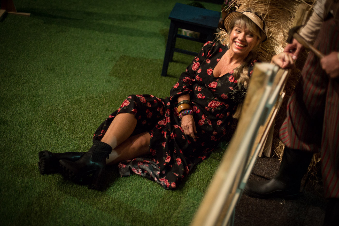 Feri Lainšček / Lojze Krajnčan: Na dvorišču