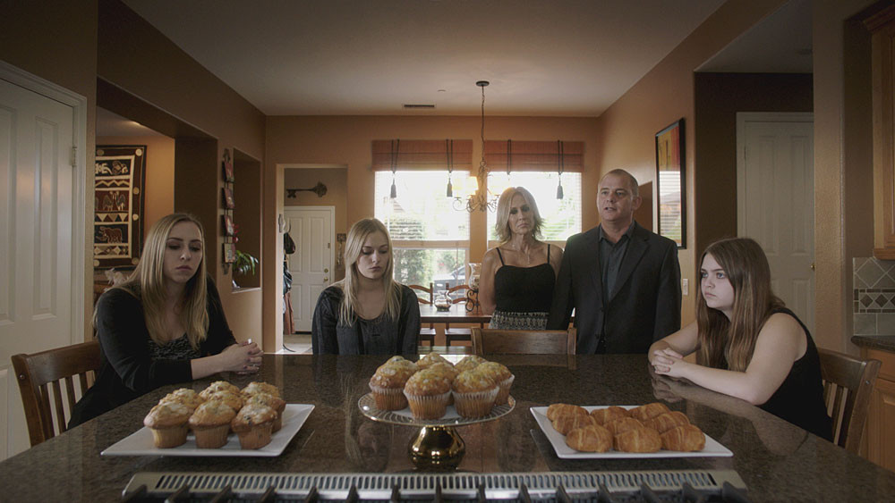 Glej in se čudi: Sanjarjenje o povezanem svetu