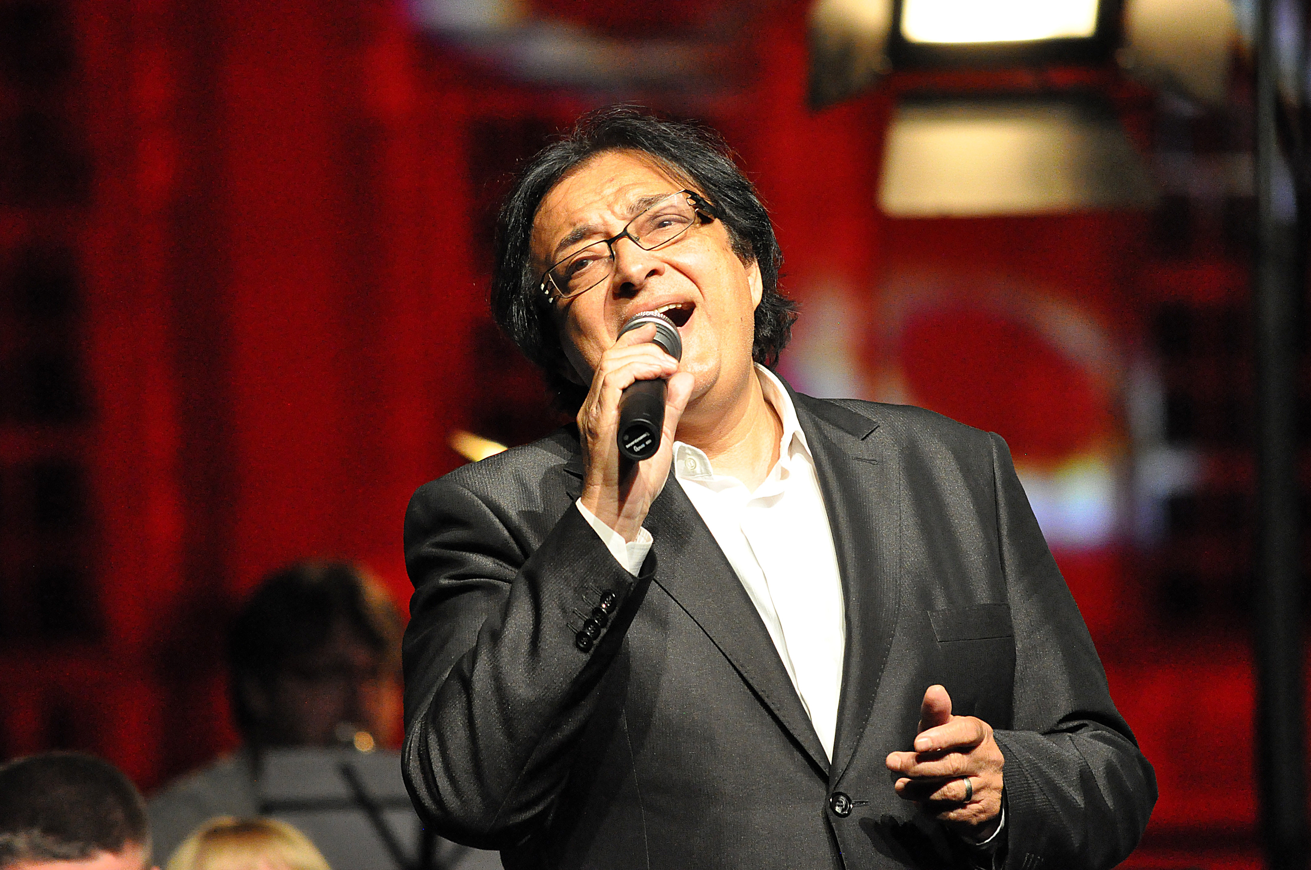 Heartbreak Hotel • Oto Pestner & Uroš Perić