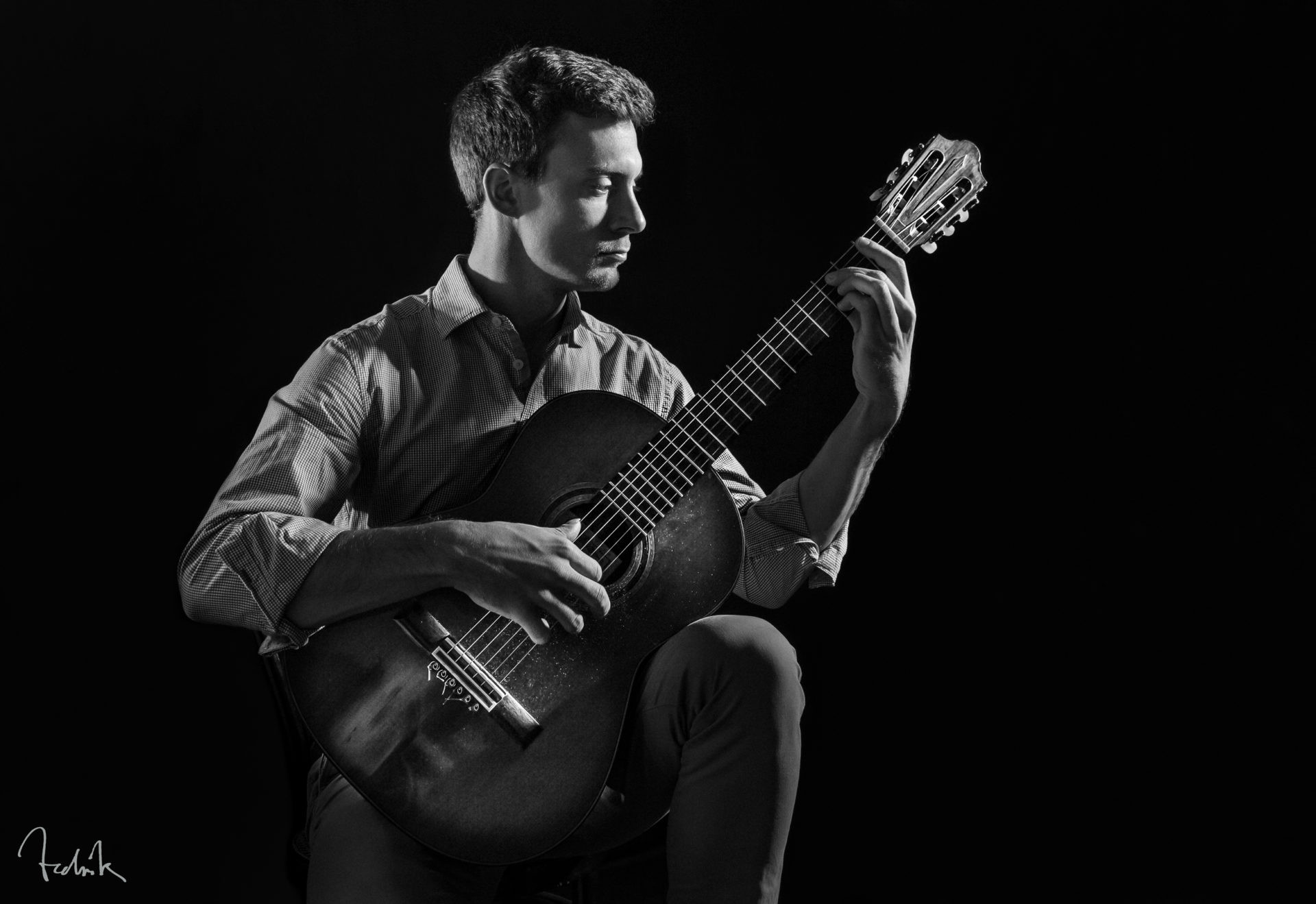 Izidor Erazem Grafenauer: »Cuerdas al pasado« (Strune preteklosti)