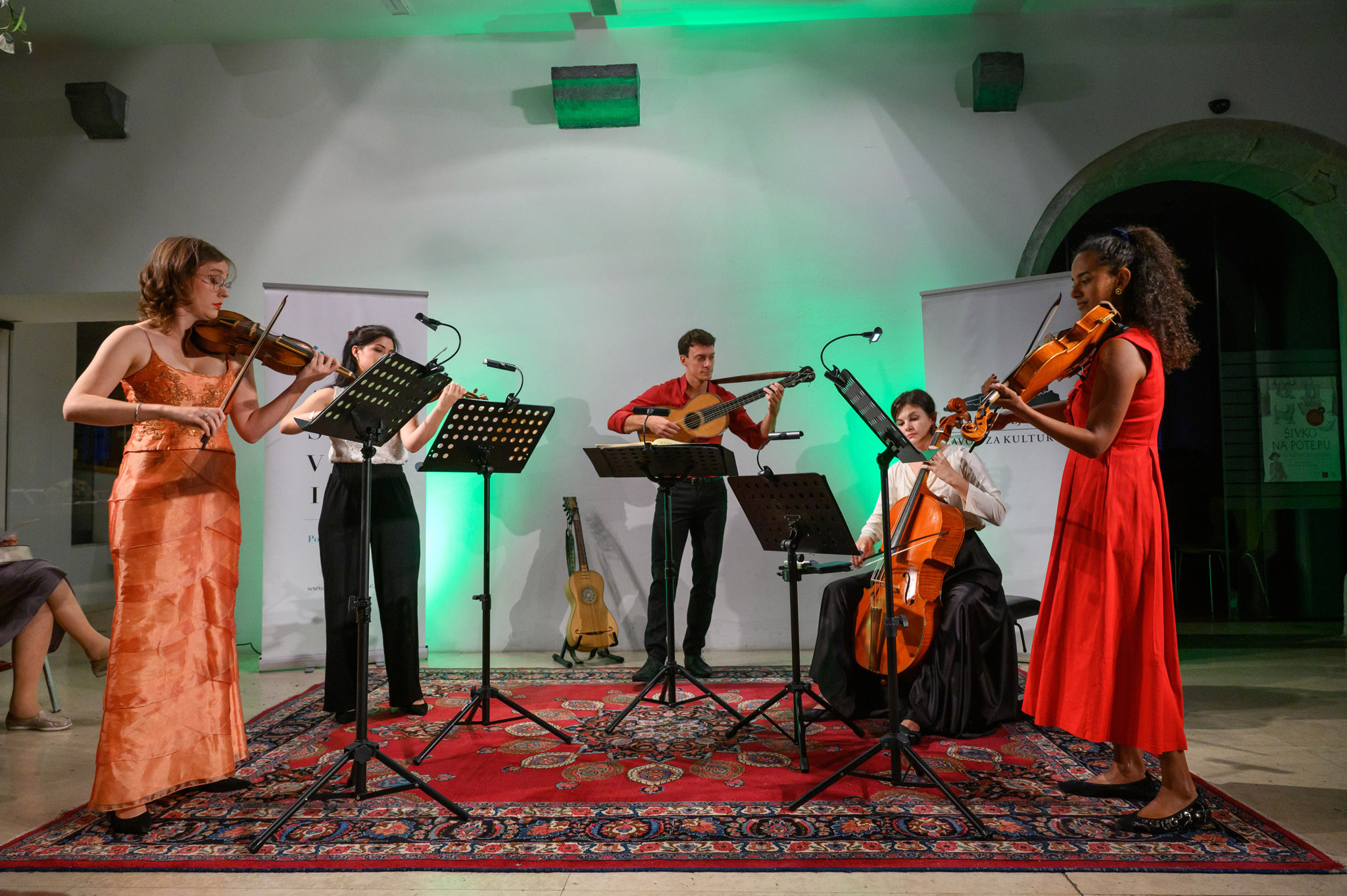 Izidor Erazem Grafenauer: »Cuerdas al pasado« (Strune preteklosti)