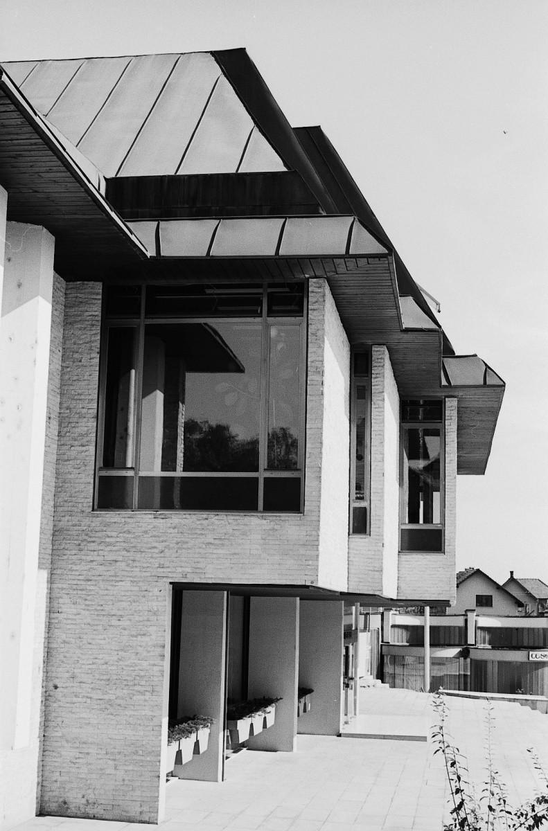 Kulturni dom Krško: hiša kulture arhitekta Franca Filipčiča