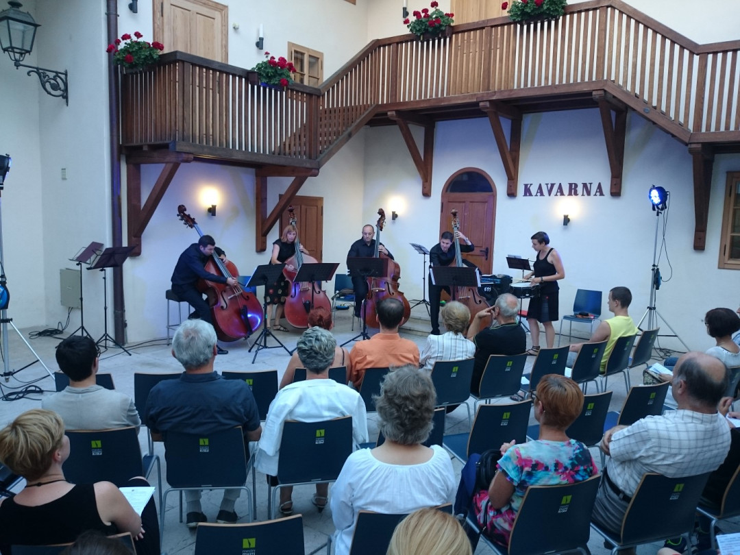 Kvartet kontrabasov Slovenske filharmonije