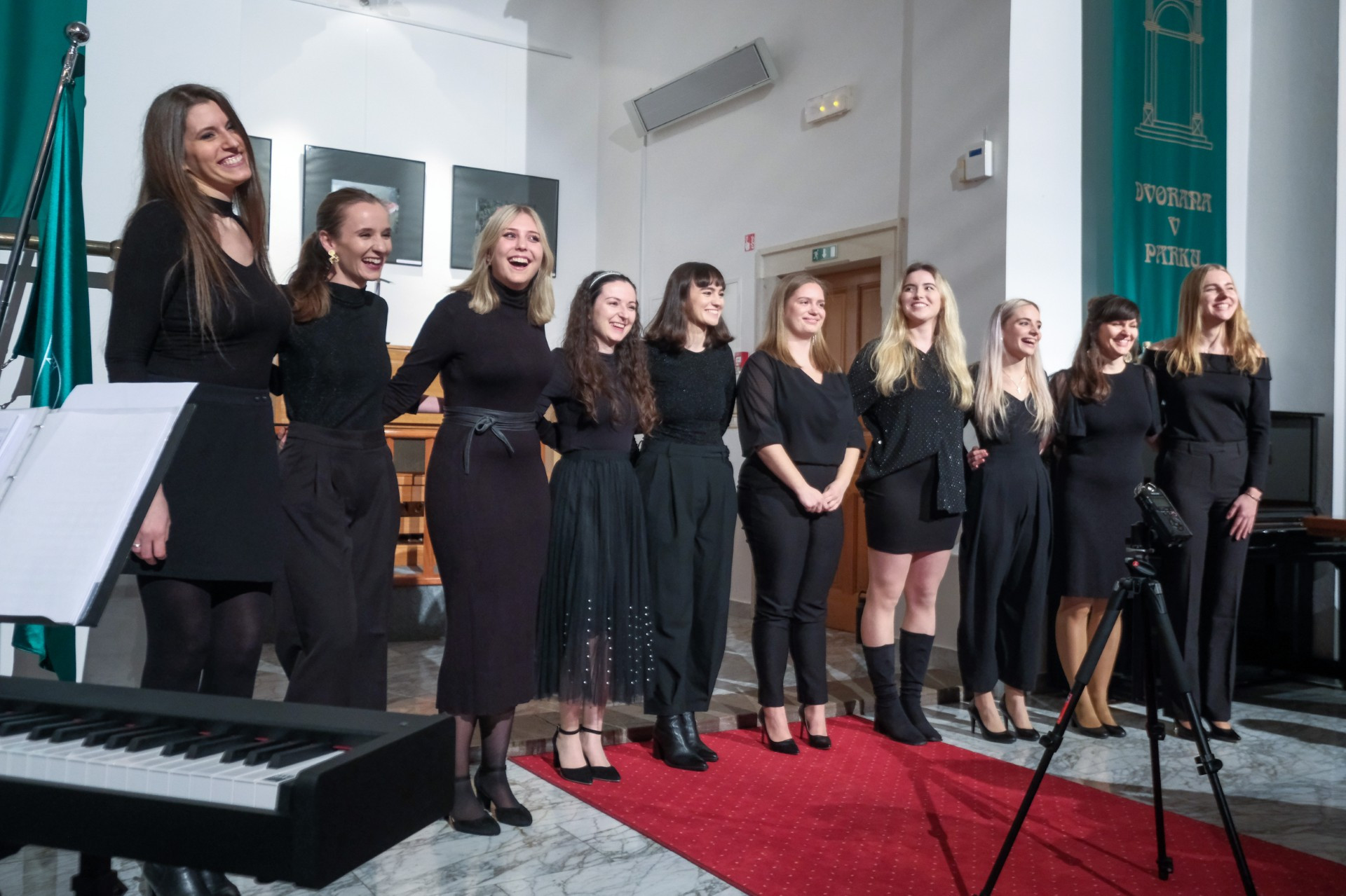 Letni koncert vokalne skupine Gloss