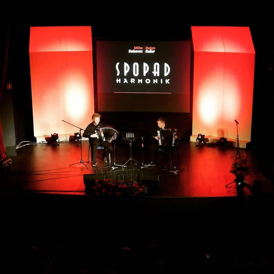 Miha Debevec in Dejan Kušer: Spopad harmonik