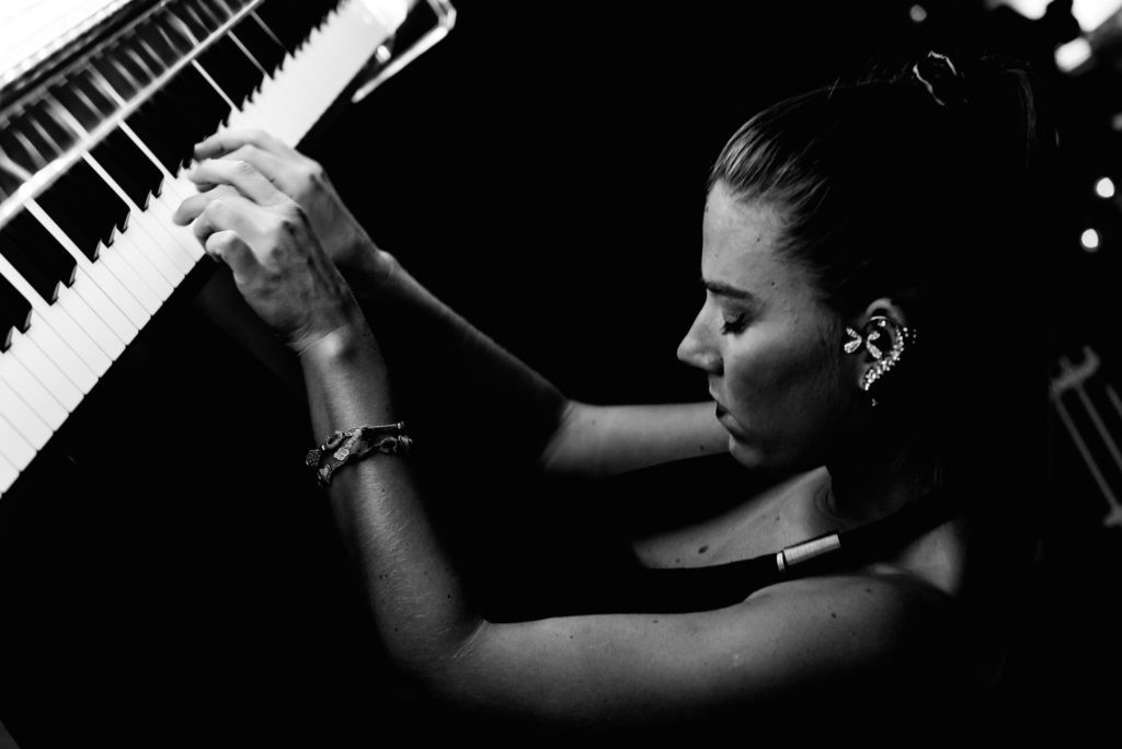 Natalija Šaver: Atmospherica