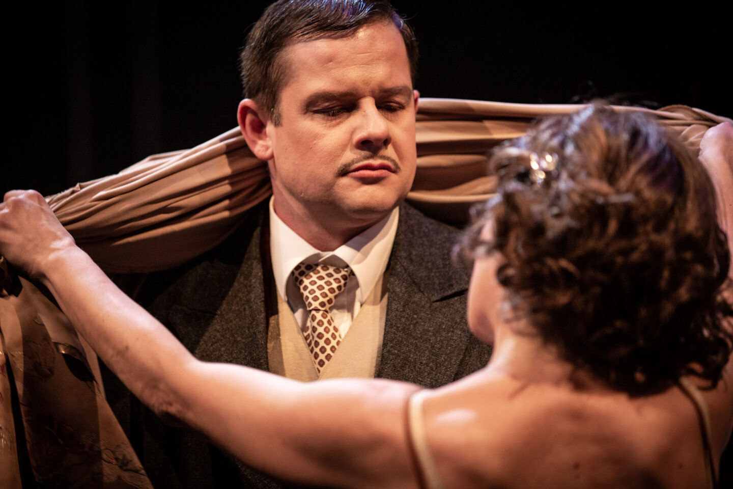 Nekaj v zraku (Al Araf)